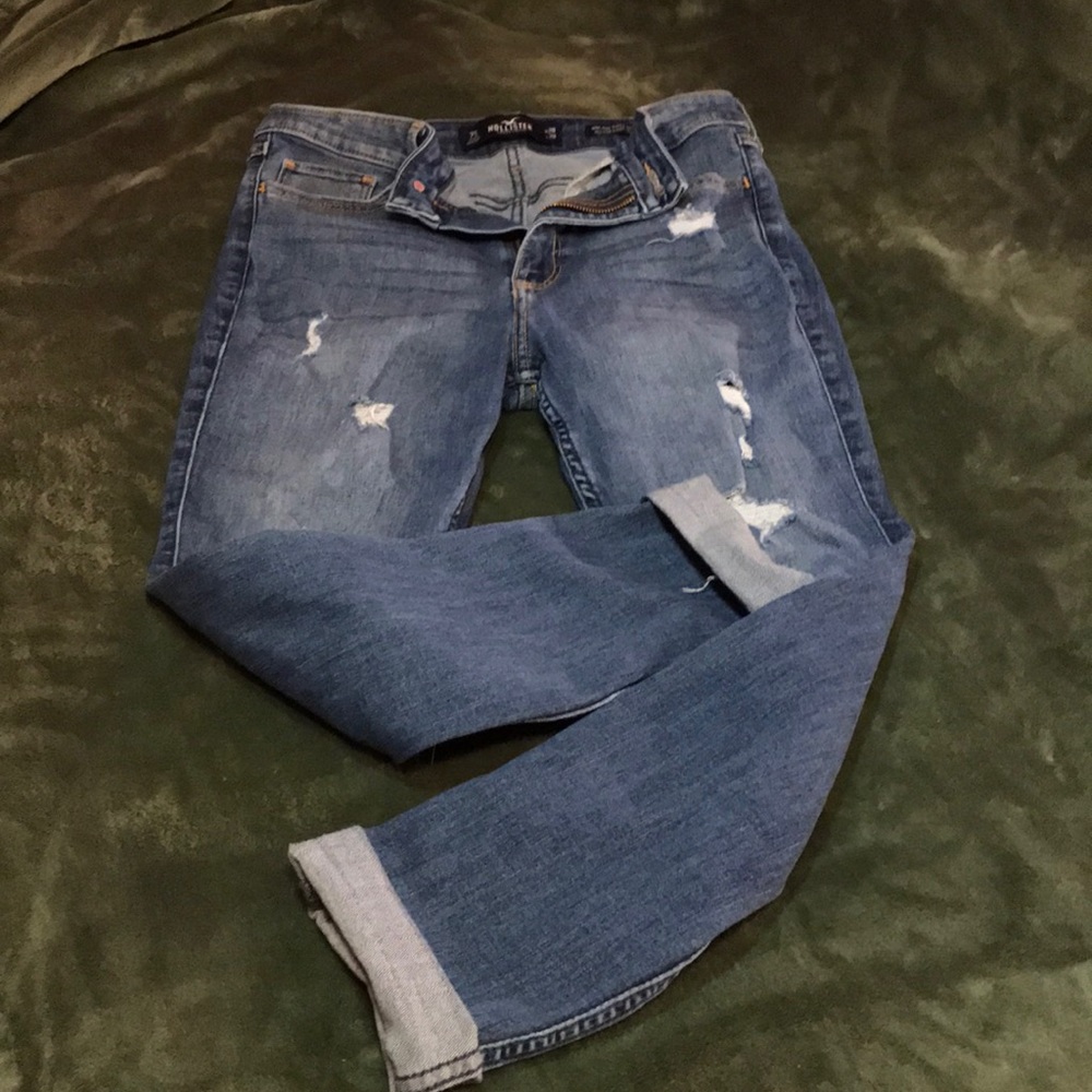 Hollister Dark wash ripped skinny jeans
